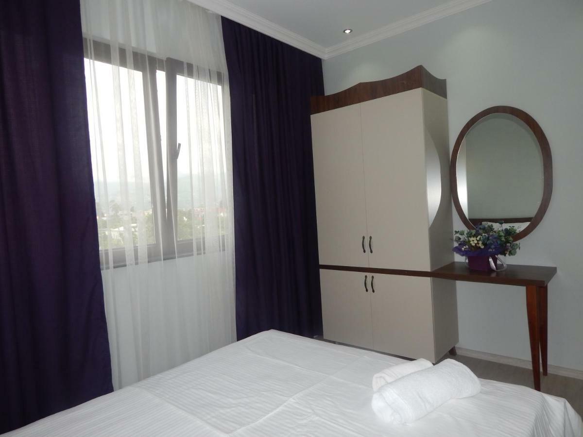 Hotel My House Batumi Exterior foto