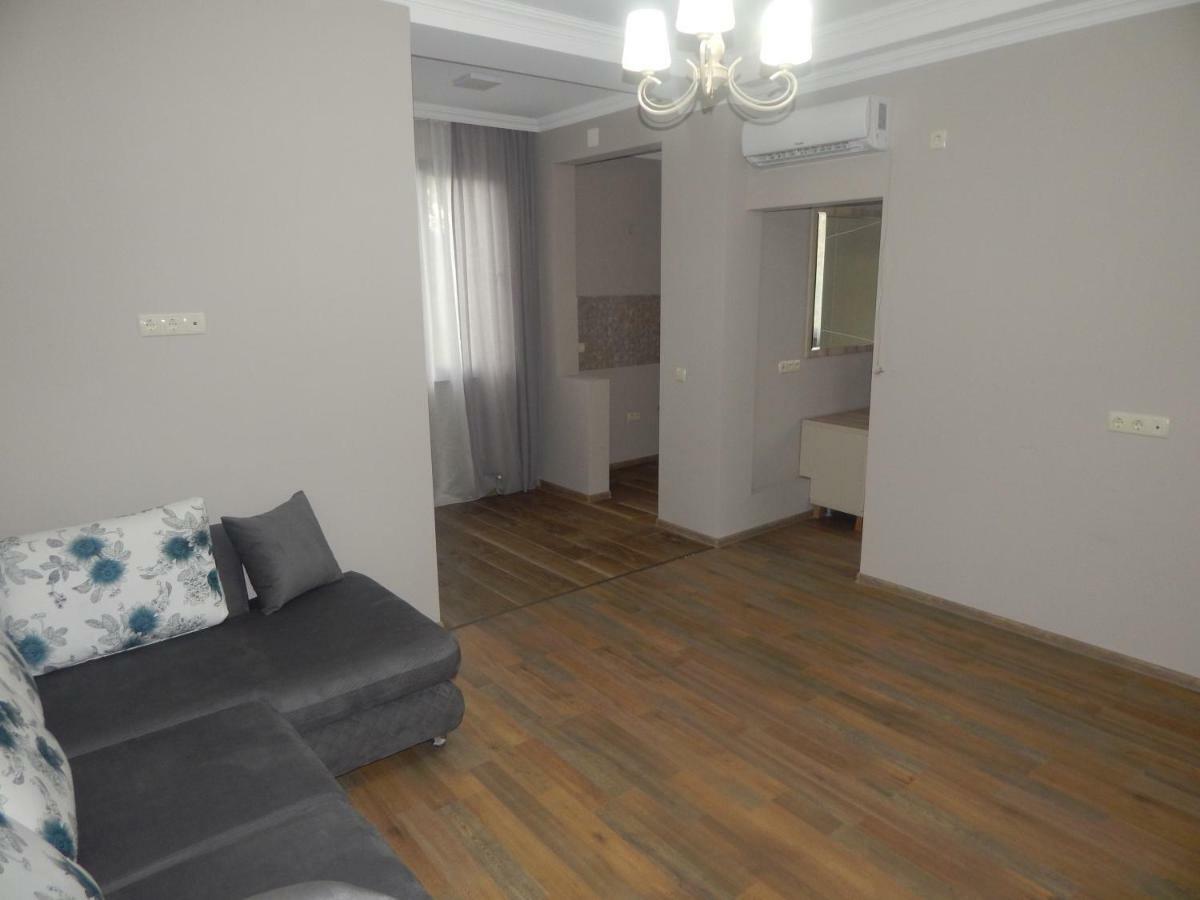 Hotel My House Batumi Exterior foto