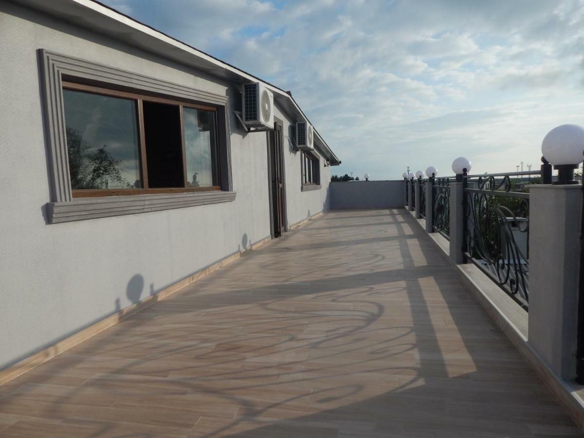 Hotel My House Batumi Exterior foto