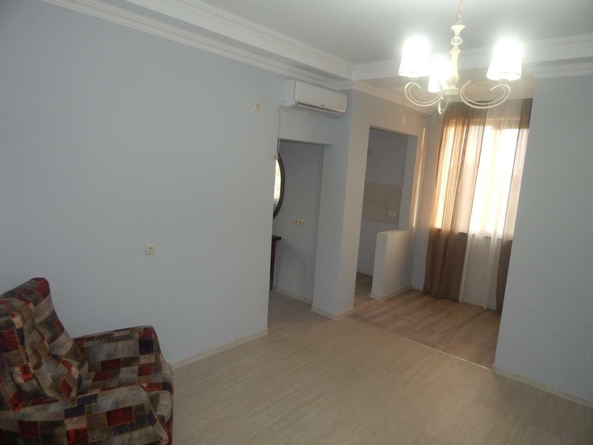 Hotel My House Batumi Exterior foto