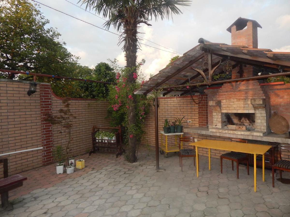 Hotel My House Batumi Exterior foto